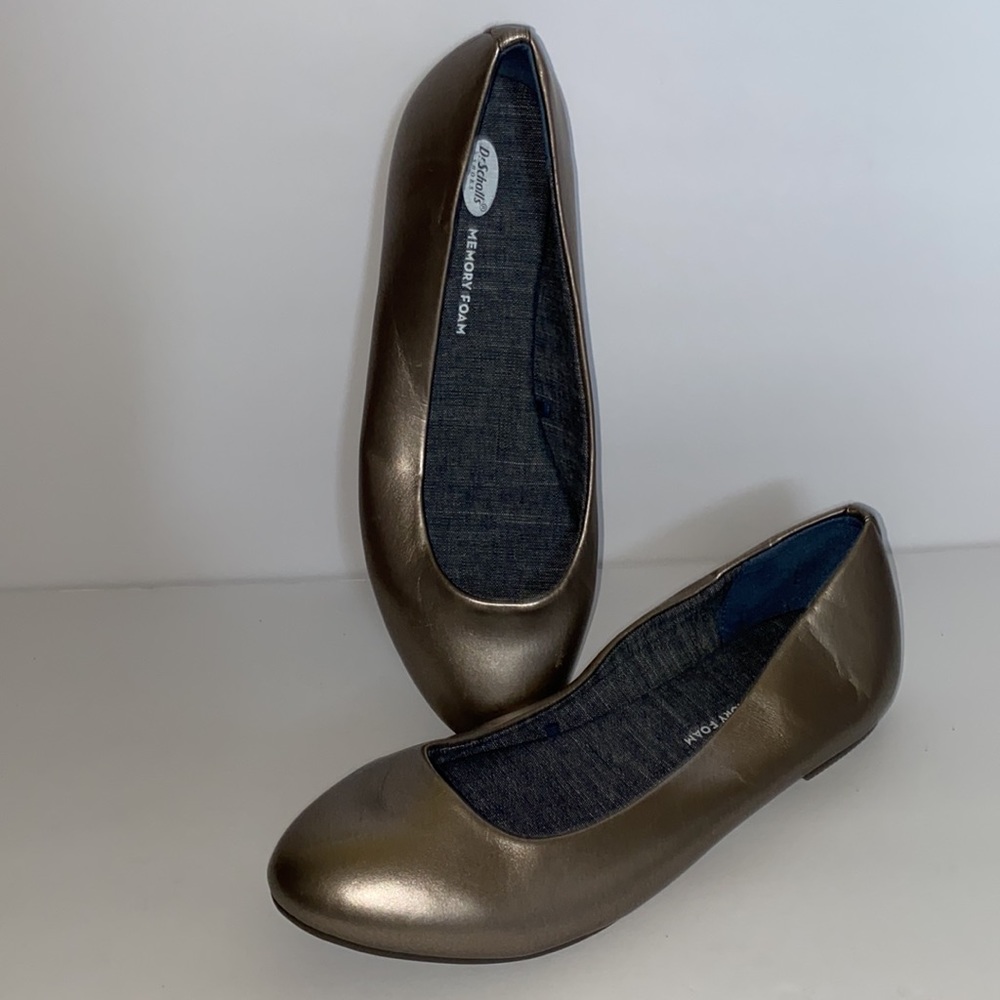Dr.Scholls flats shoes memory foam size 7.5 W never used.
